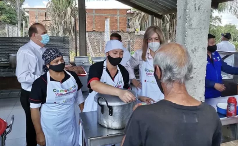 Más de 10 mil vallecaucanos vulnerables ya cuentan con comida en los 52 comedores &lsquo;Valle Invencible&rsquo;