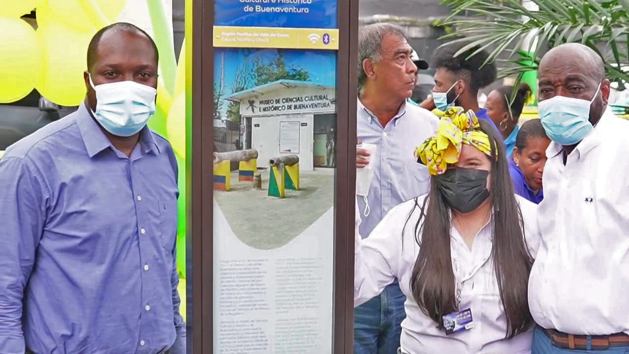 11 tótems turísticos y tecnológicos fueron instalados en diferentes puntos del Distrito de Buenaventura