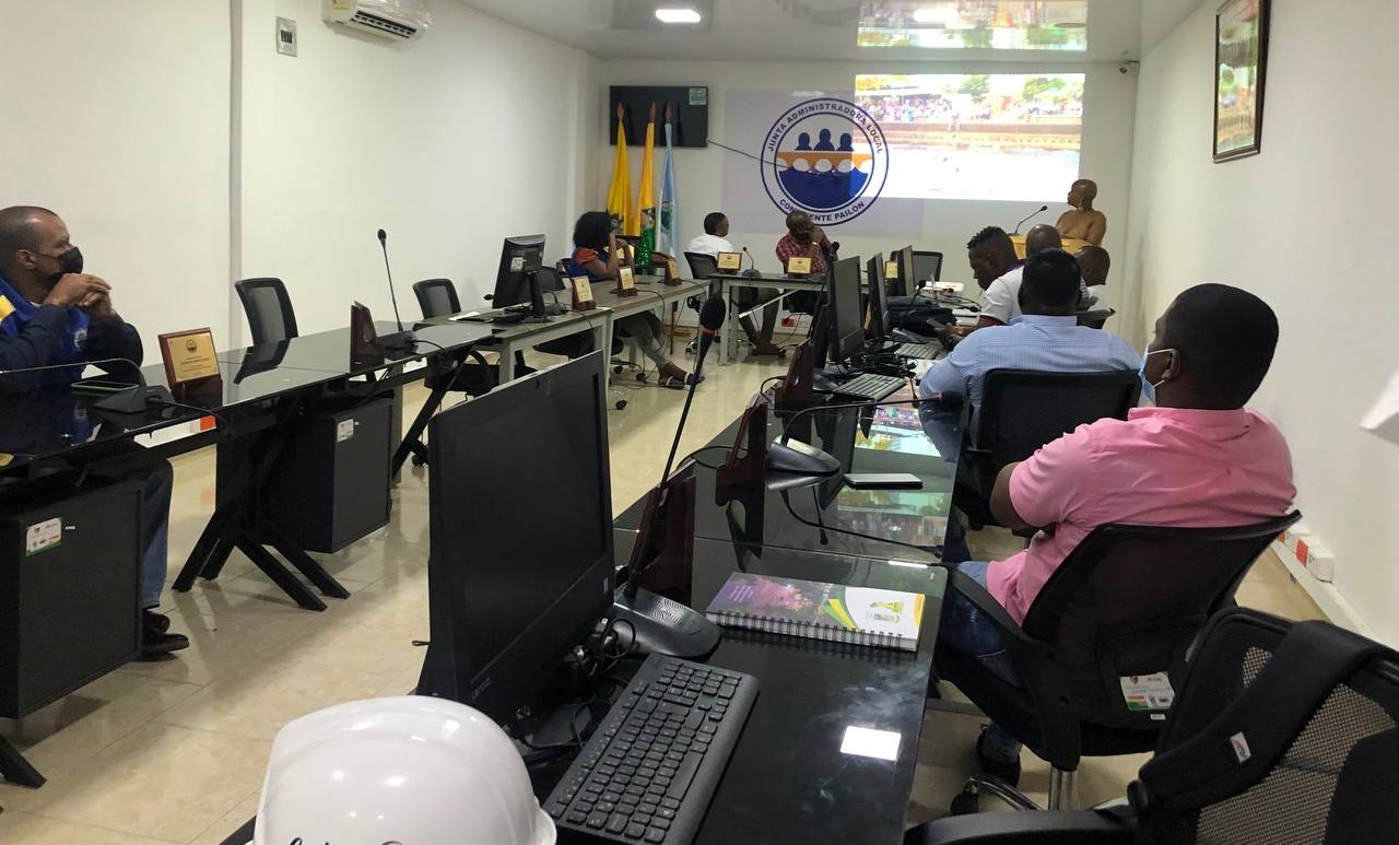 Se socializó ante los ediles de la Localidad Continente - Pailón el proyecto de sensibilización ambiental