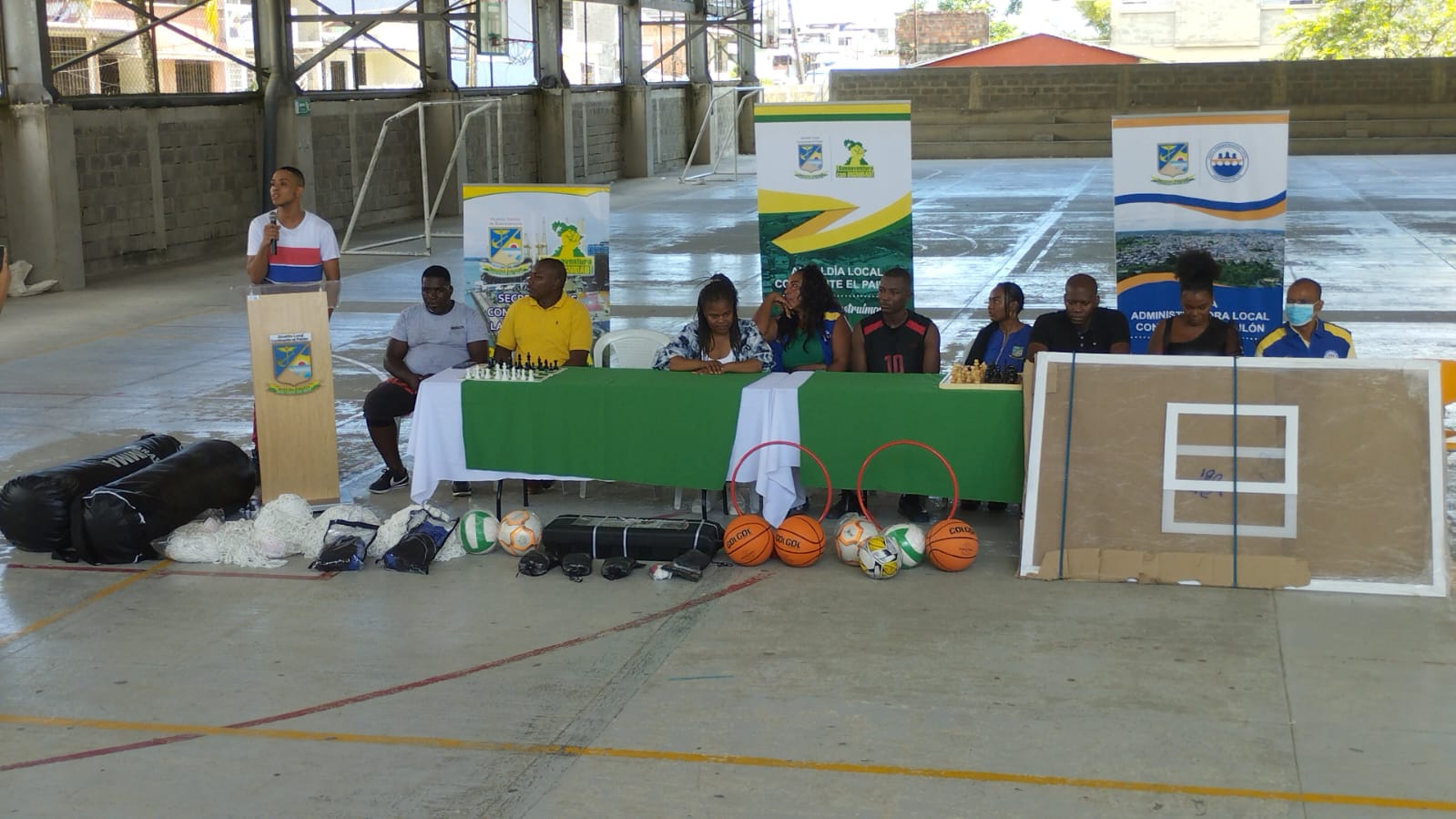 Fue entregada una dotación a jóvenes deportistas del CAIJU de Buenaventura