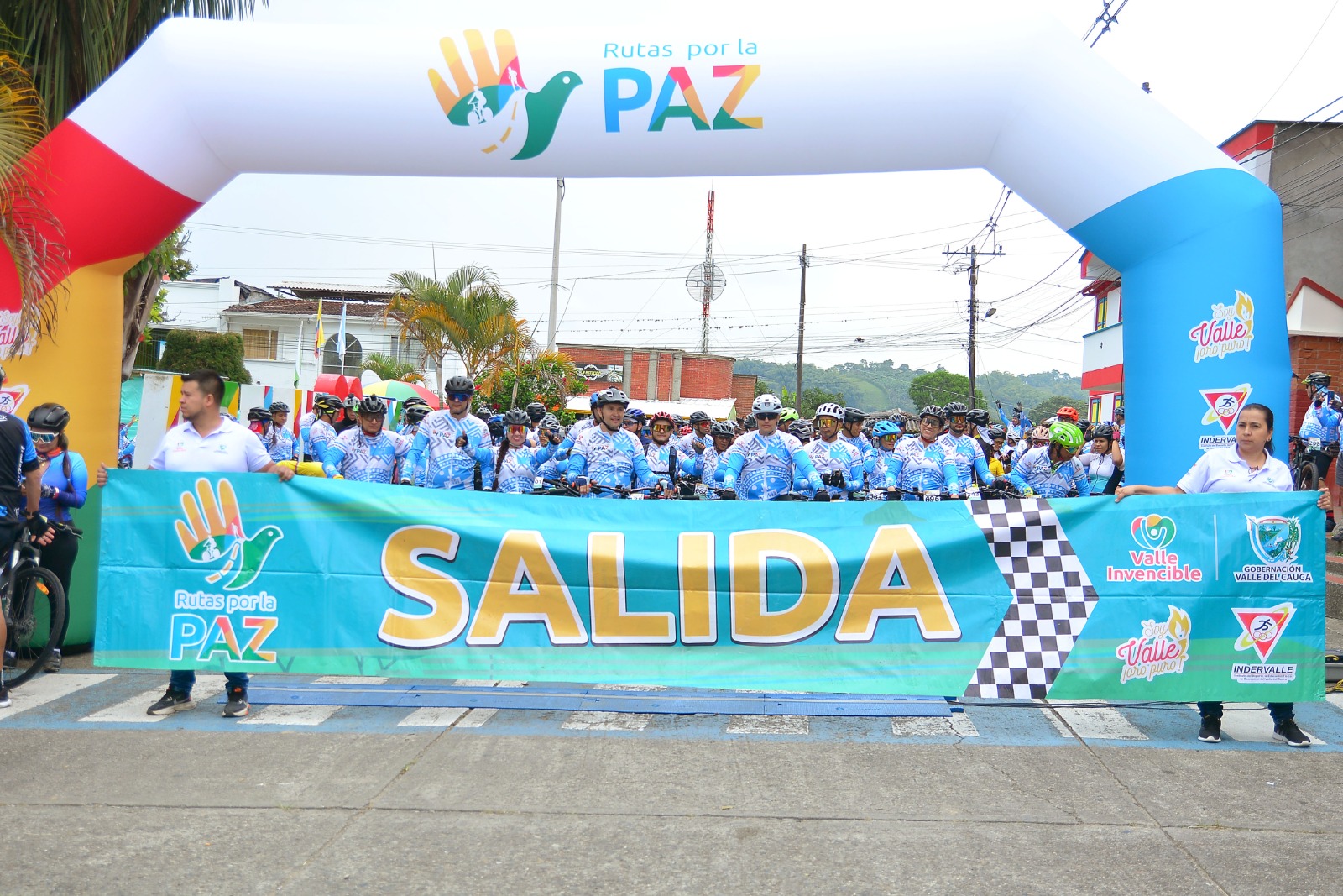 Con 40 kilómetros de ciclomonta&ntilde;ismo regresan a las vías del Valle Rutas por la Paz