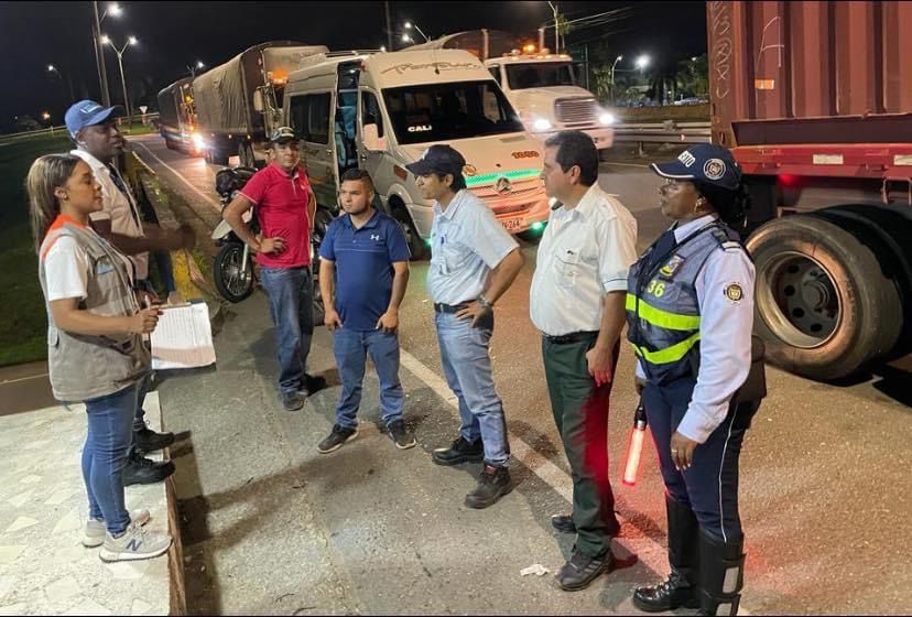 Continúa la campa&ntilde;a "Plan Despertar Prevención de Microsue&ntilde;o" dirigida a conductores de tractocamiones en Buenaventura
