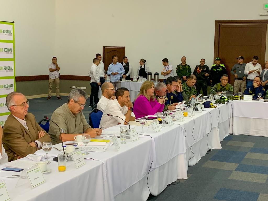 "Sumaremos esfuerzos para que haya Batallón de Alta Monta&ntilde;a en Barragán": Gobernadora del Valle