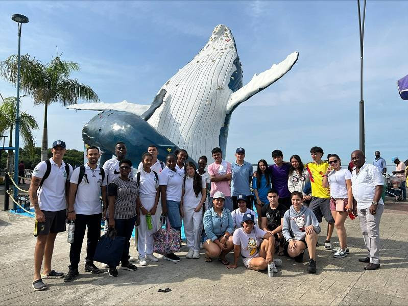 Gracias a la alianza entre la CVC Y CORMACARENA fue posible que 10 estudiantes de Villavicencio recorrieron El Valle de los Sue&ntilde;os