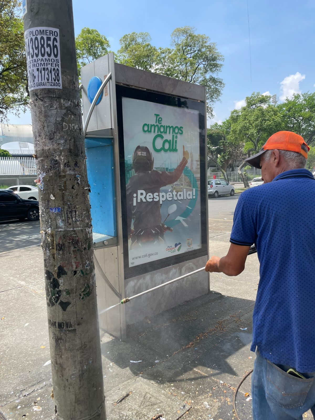 Movimiento Ciudadano realiza 'Quitatón' de Publicidad Política Ilegal: recuperando la ciudad de Cali
