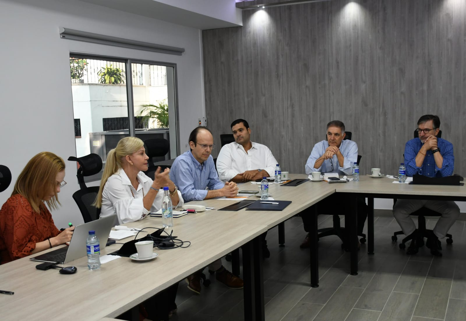 El Gobierno del Valle y Asoca&ntilde;a acuerdan trabajo conjunto por la región