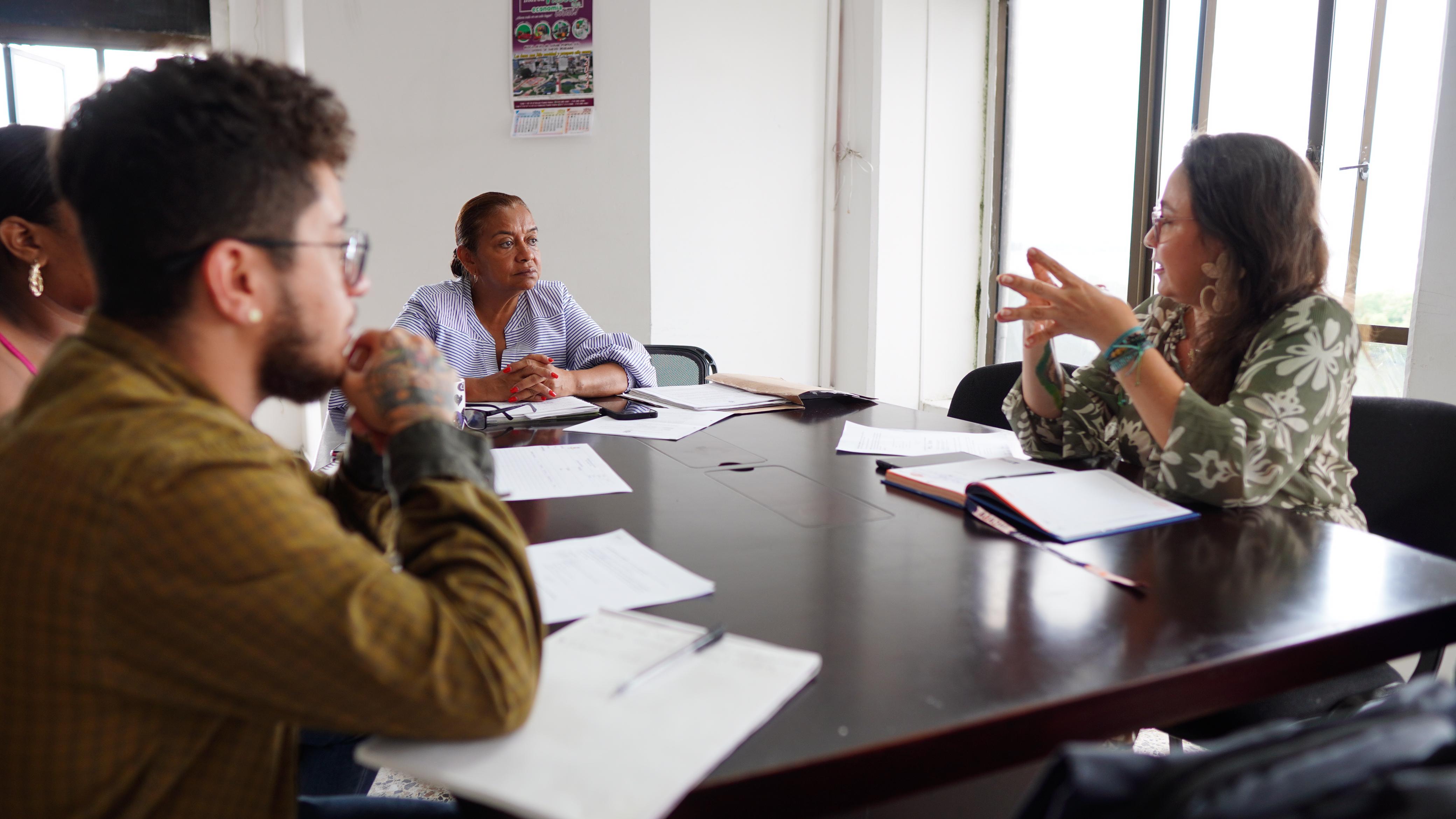 La Administración Distrital se compromete a fortalecer Junta Defensora de Animales en Buenaventura