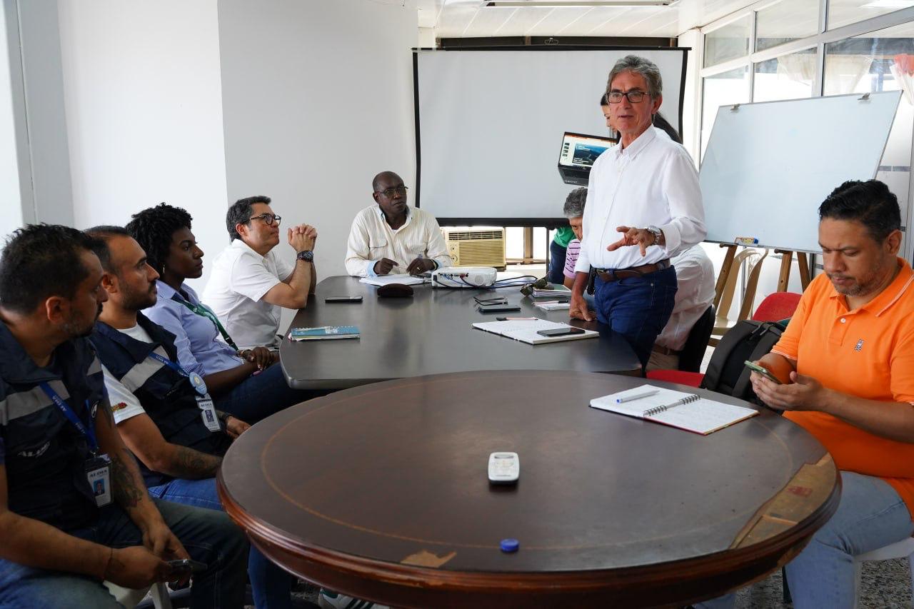 La Alcaldía Distrital de Buenaventura lideró encuentro para impulsar el proyecto de la doble calzada Buenaventura - Buga