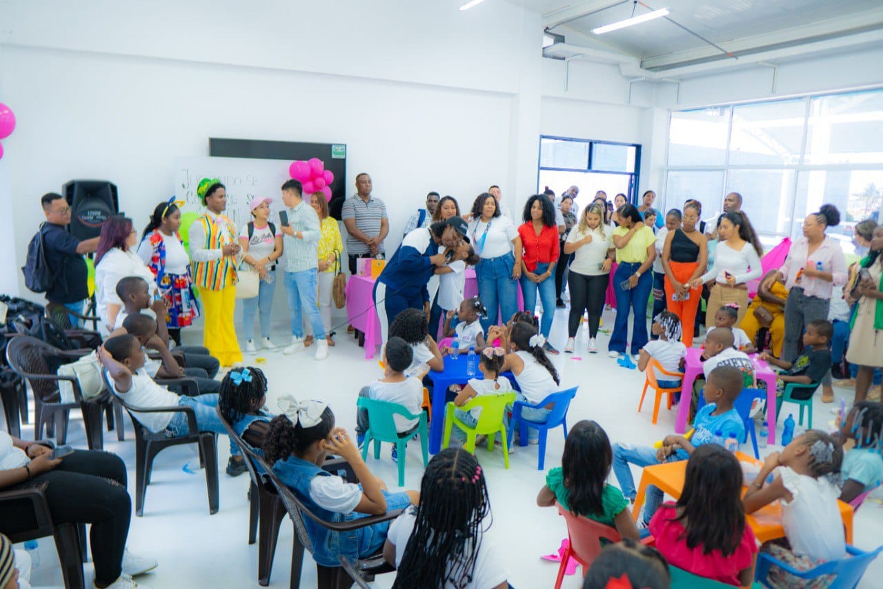 La Alcaldesa Distrital escuchó y atendió los sue&ntilde;os de las nuevas generaciones de Buenaventura