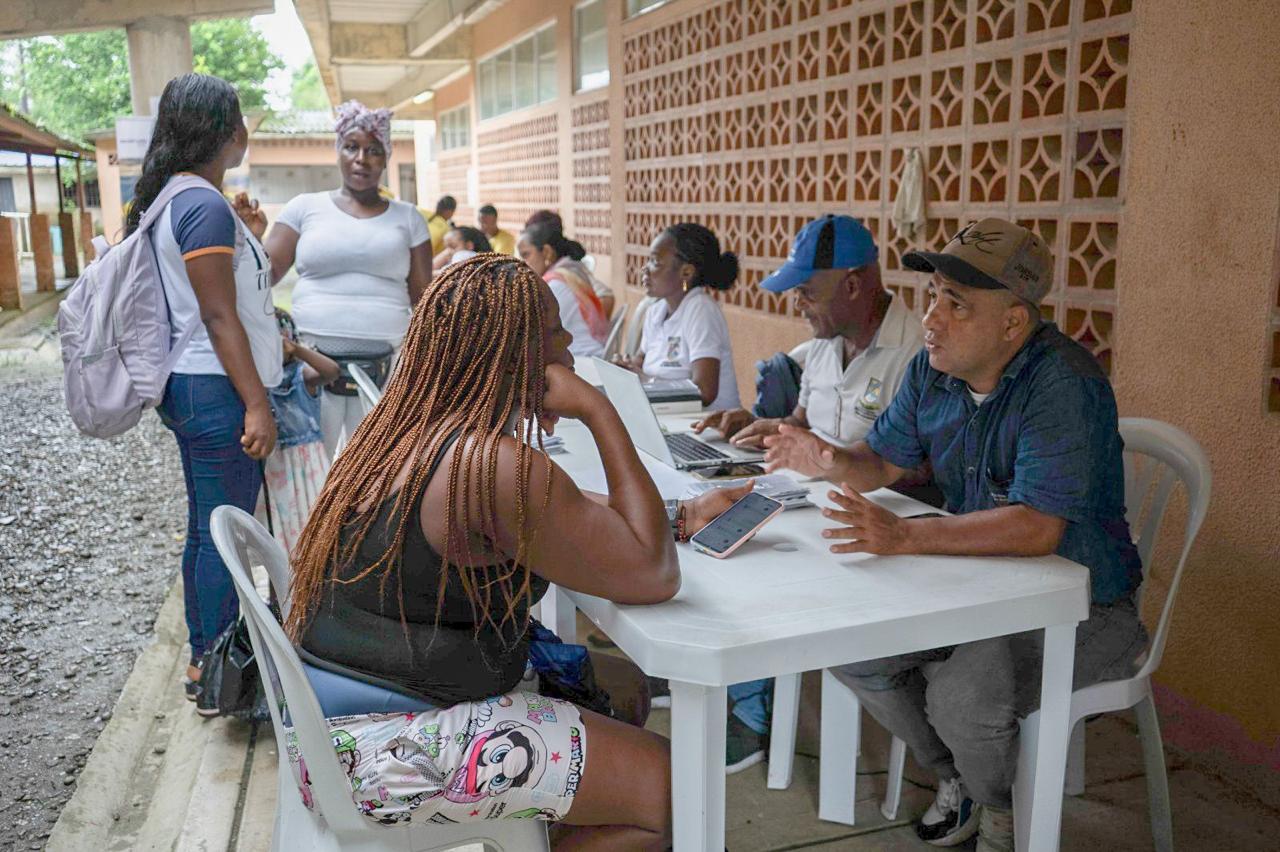 Fortaleciendo el Bajo Calima: La Alcaldía Distrital de Buenaventura realizó oferta institucional