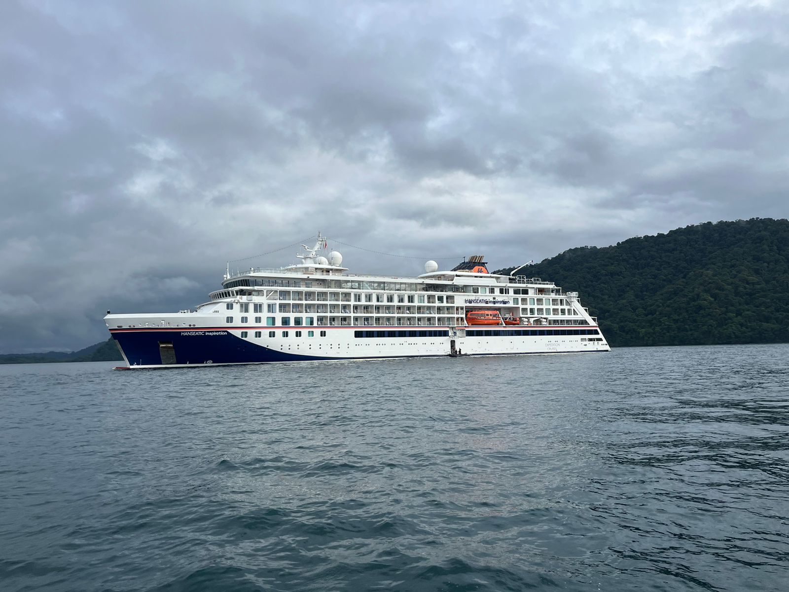 El crucero &lsquo;Hanseatic Inspiration&rsquo; arribó al Chocó con cerca de 200 turistas internacionales