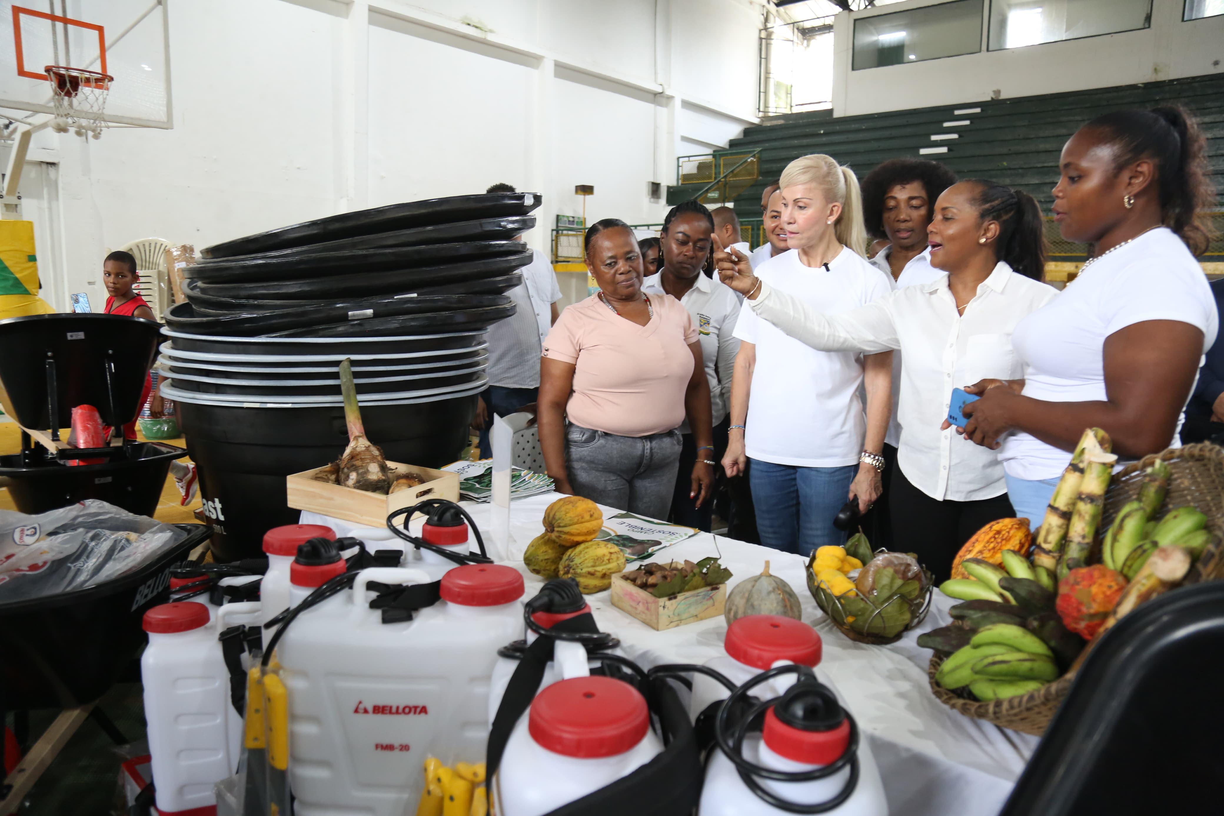 Angela Reyes, la bonaverense que está innovando la Agricultura del Valle