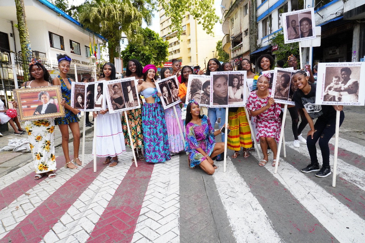 Buenaventura celebró su identidad cultural con colorido desfile y encuentro de danzas