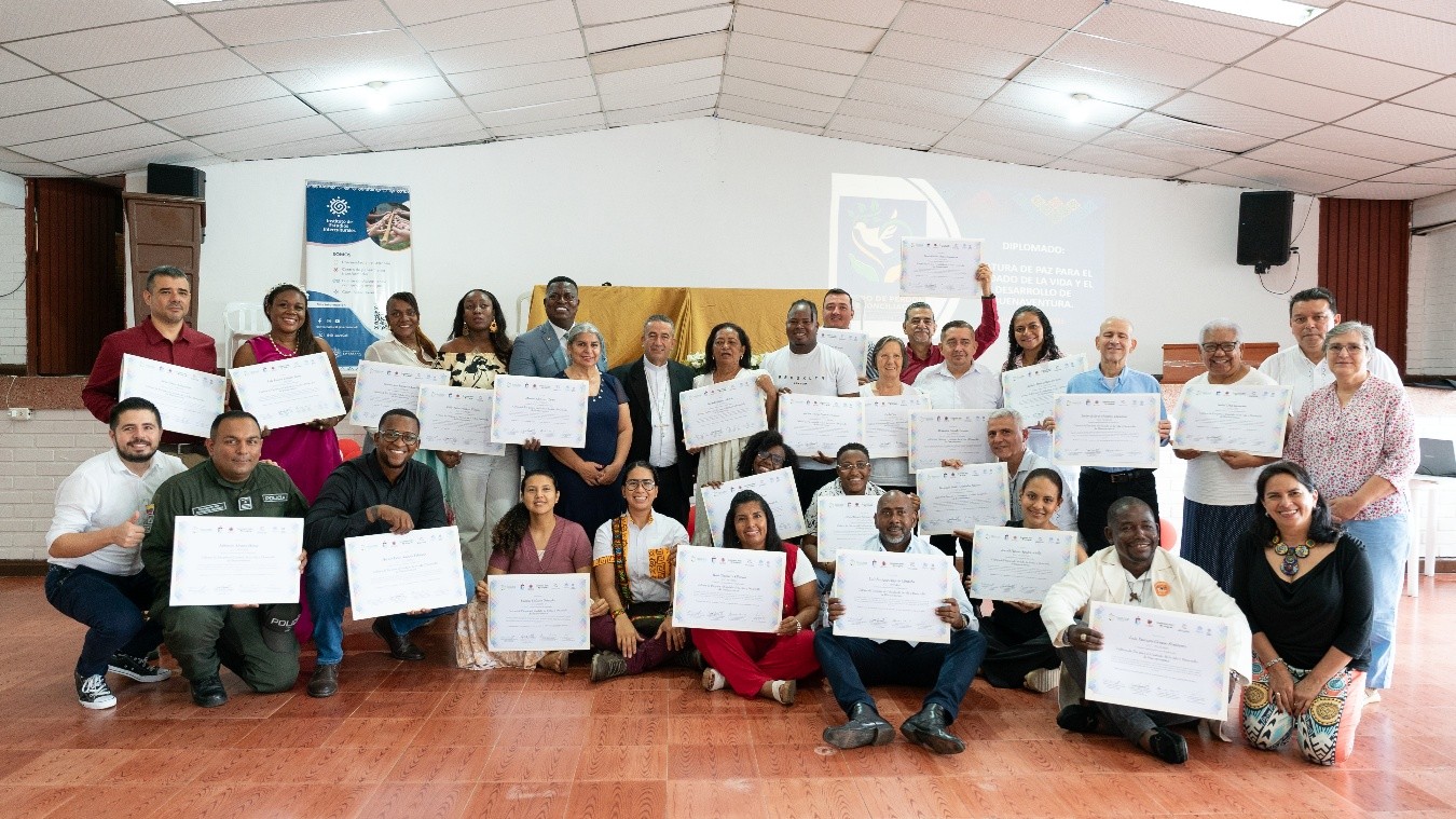 Buenaventura fortalece su estrategia para el cuidado de la vida: líderes y lideresas culminan diplomado impulsado desde el Centro de Perdón y Reconciliación