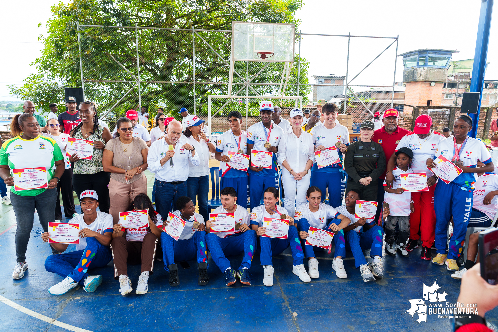 La Gobernación e Inderbuenaventura reconocen a deportistas y semilleros del Distrito