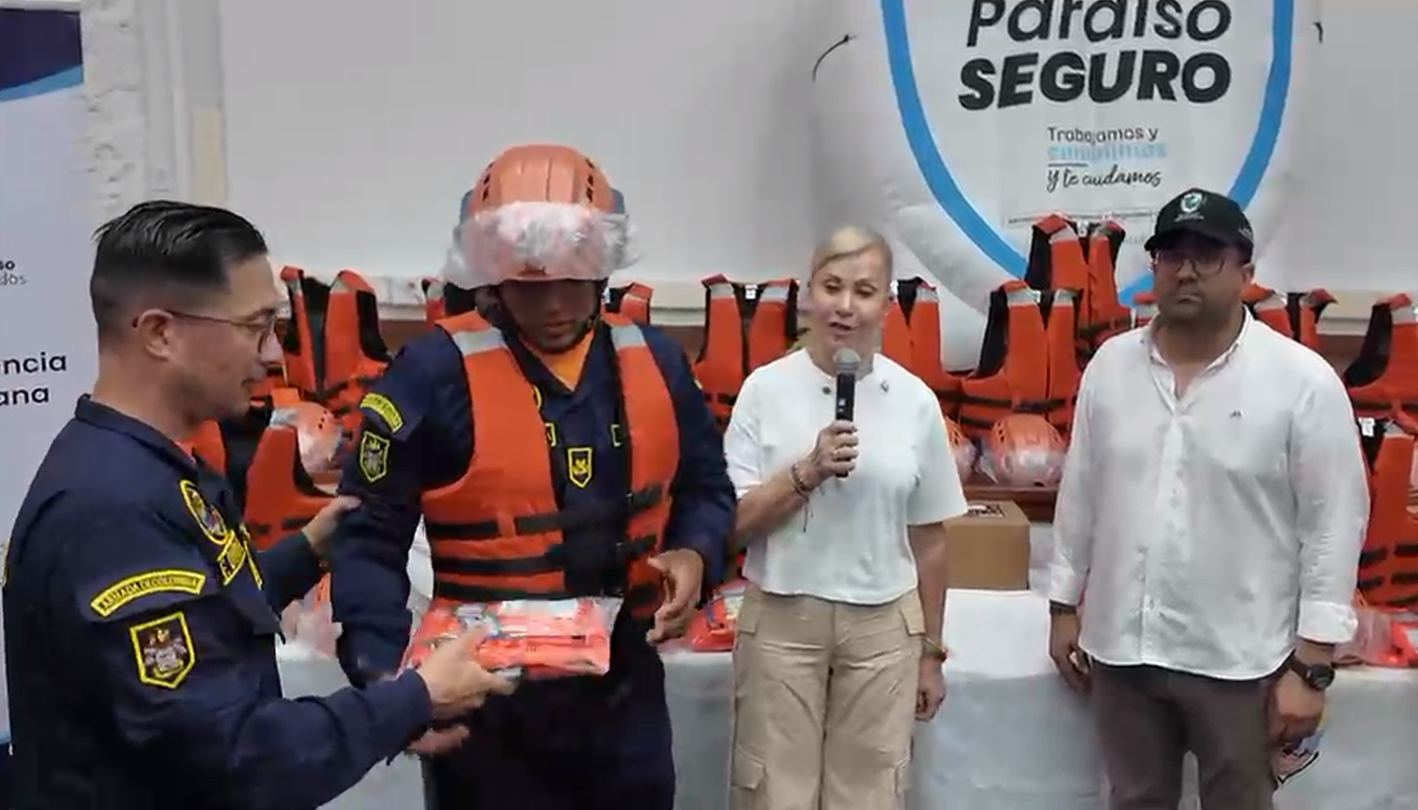 Refuerzan seguridad marítima en Buenaventura con nueva dotación de la Gobernación del Valle para la Armada Nacional