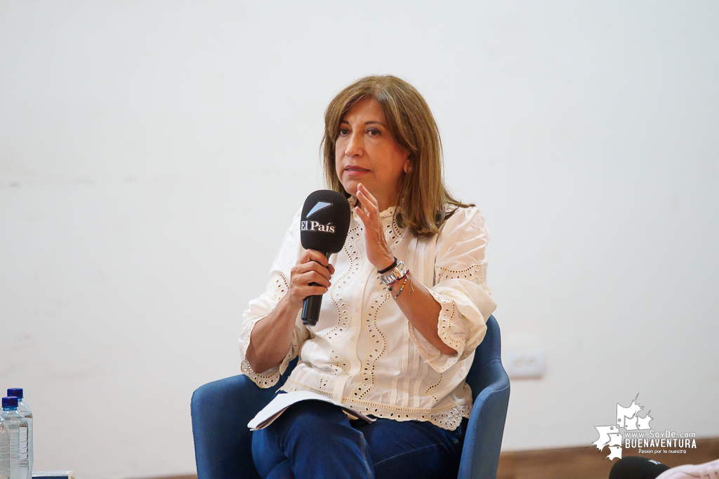 Candidatos vicepresidenciales exponen sus rutas para rescatar a Buenaventura y el Pacífico