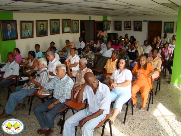Un nuevo grupo de Adultos Mayores recibirán capacitación en manipulación de alimentos y actividad funcional
