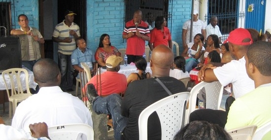 Habitantes del barrio El Porvenir hablaron con Bartolo Valencia Ramos sobre sus necesidades
