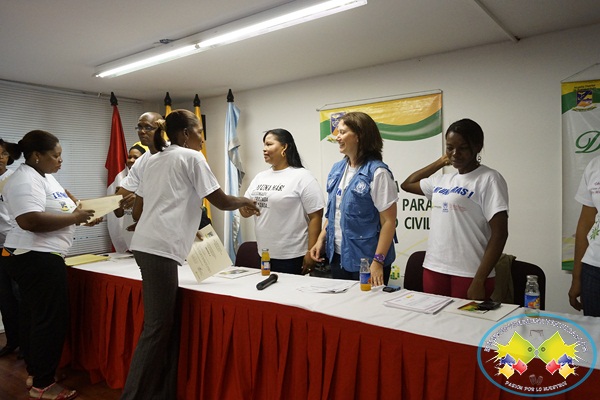 Con la entrega de certificados, la Administración Distrital dio clausura a taller de formación contra la violencia de género