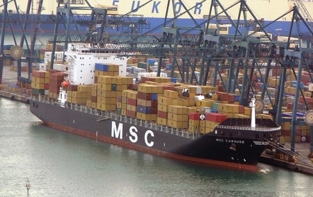 MOTONAVE  “MSC CAROUGE” CON CAPACIDAD DE CARGA DE 4.884 TEUS LLEGARA A  LA SOCIEDAD PORTUARIA