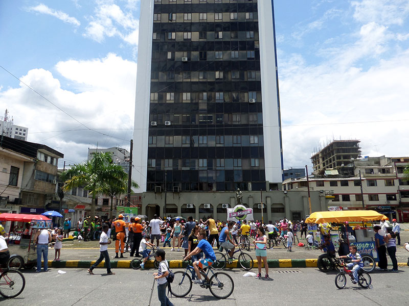 La CicloMega se descentralizó en la Calle Primera