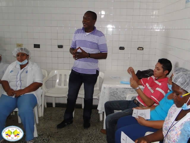 Empleados de la sección de alimentos del Hospital Departamental de Buenaventura recibieron certificados del Sena en Cocina Básica