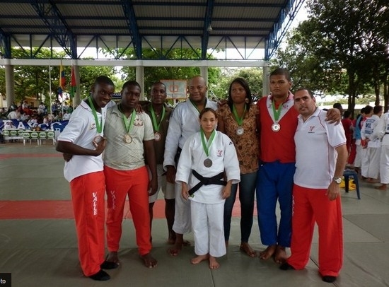 Estudiante de la Universidad del Pacífico gana medallas de oro en el Campeonato Nacional de Judo