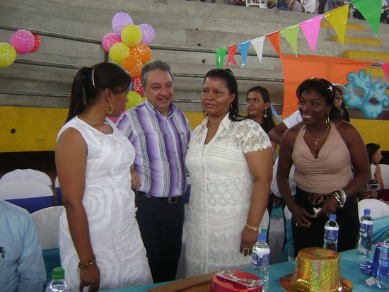 La Administración Distrital realizó fiesta para celebrar el Día del Educador