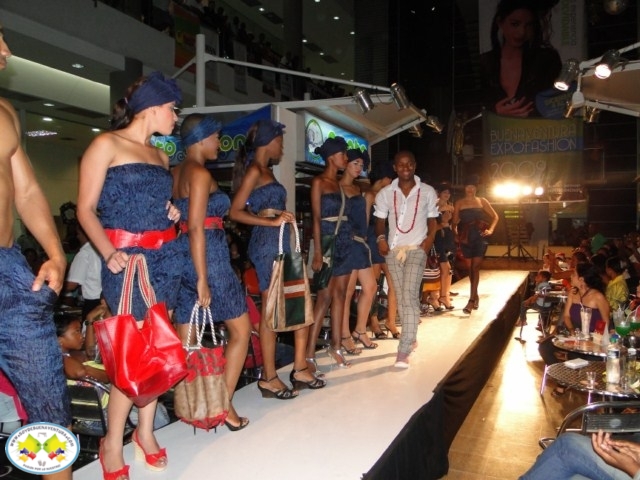 Continúa con éxito el Buenaventura Expo Fashion