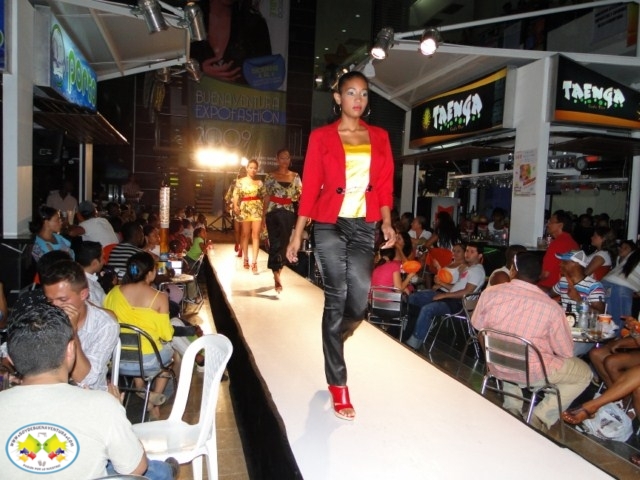 Más de 20 mil personas acudieron al Buenaventura Expo Fashion 2009 Salud, Belleza y Moda