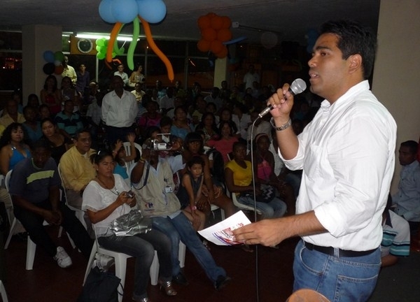 Comuneros de Cali votarán con Useche
