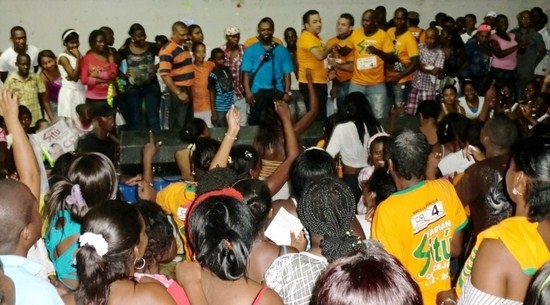 Apoteósica fiesta de integración de la gran familia Sitú Vive
