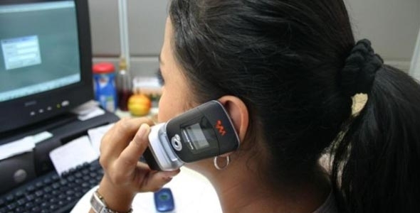 A través de Internet, las llamadas globales salen a precios locales