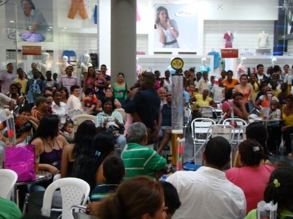 Breves de Brisas Plaza Shopping