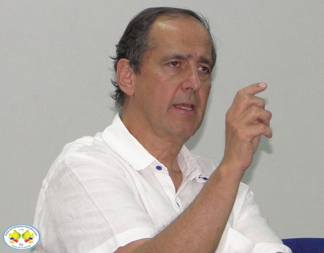 El ministro de agricultura Juan Camilo Restrepo estuvo en la ciudad tratando el tema pesquero y maderero