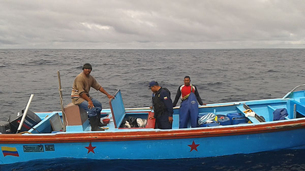 Armada Nacional retiene embarcación ecuatoriana en Malpelo por pesca ilegal