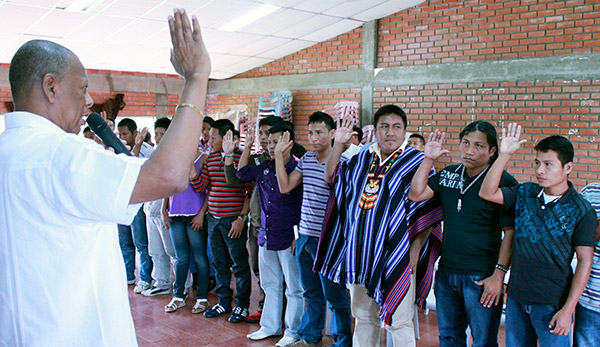 Alcalde posesionó a los gobernadores de los Cabildos y Resguardos indígenas