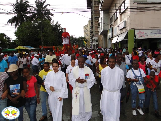 Procesión con San Buenaventura