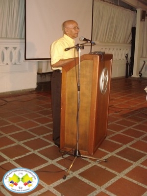 Merecido Homenaje en vida al Profesor, Historiador y Creador del Balonpesado Roberto Lozano Batalla