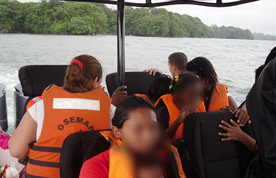 Armada Nacional rescata 22 personas en el pacífico