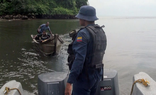 Armada Nacional rescata seis  personas en el mar