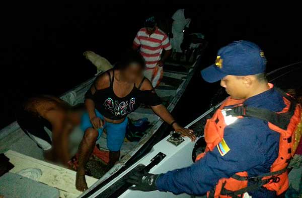 Armada Nacional rescata 13 personas en el Chocó