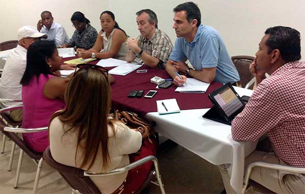 Empresarios españoles visitaron Buenaventura con el interés de exportar camarón al continente europeo