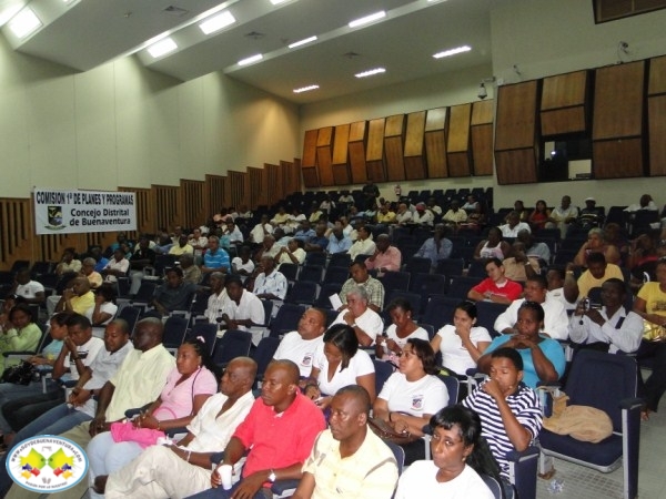 Concejo y comunidad debatieron sobre el Plan Departamental de Aguas