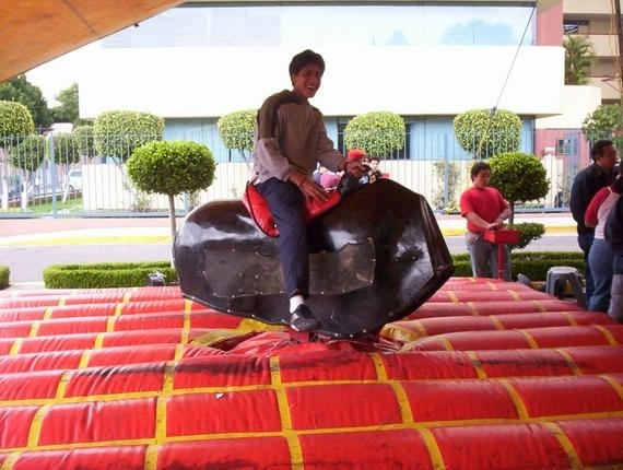 Toro Mecánico este fin de semana en Brisas Plaza Shopping