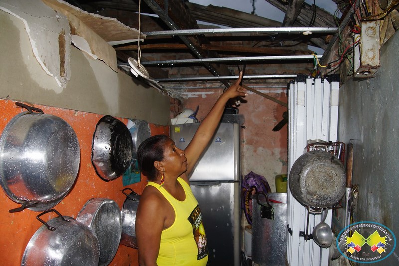 Vivienda de Josefina Cortes propietaria del Bohío de Chepa a punto de colapsar