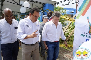Presidente Santos colocó de forma simbólica la primera piedra de la construcción de la nueva sede del Sena en Buenaventura