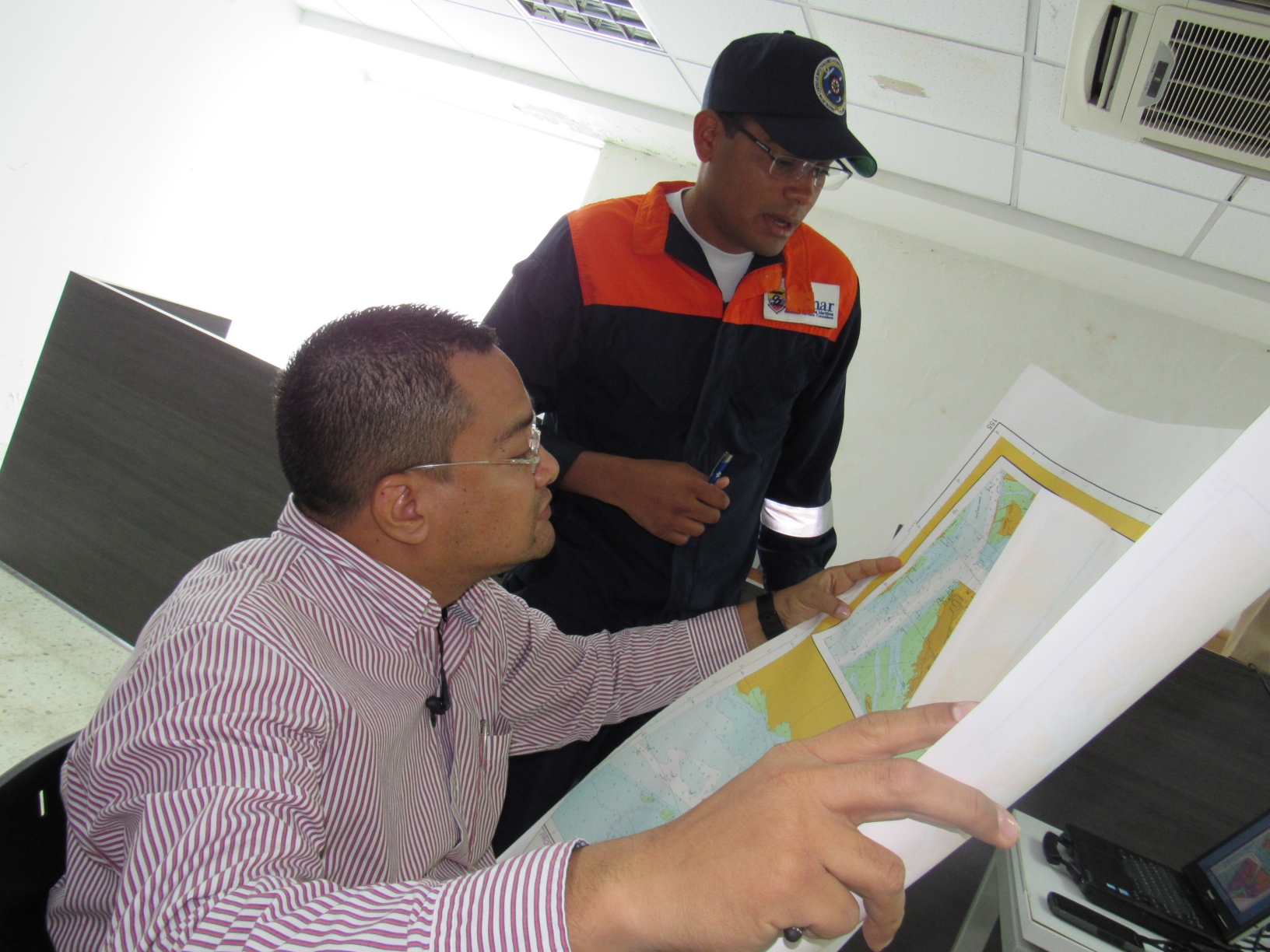 Centros de Investigaciones de la Dimar, socializaron nuevas cartas náuticas de Buenaventura y Tumaco