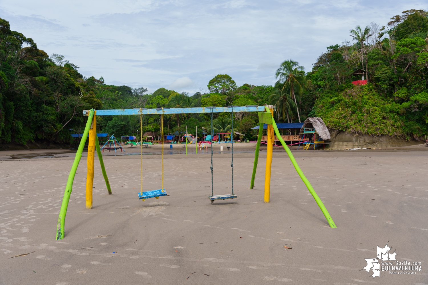 Se izó la Bandera Azul en Playa Dorada: un logro ambiental y turístico de reconocimiento internacional para Buenaventura 